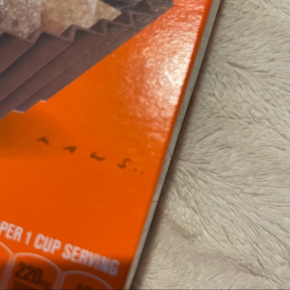 KAWS + LeBron collectible cereal bundle - Picture 6 of 10